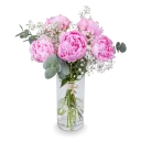 Kytice růžových pivoněk